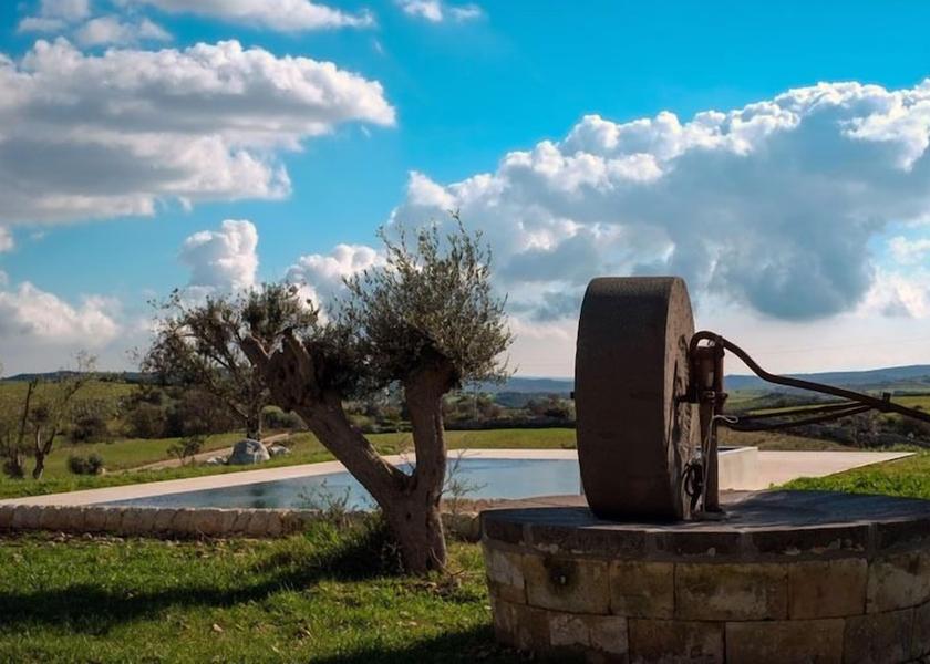 Sicily Palazzolo Acreide Property grounds