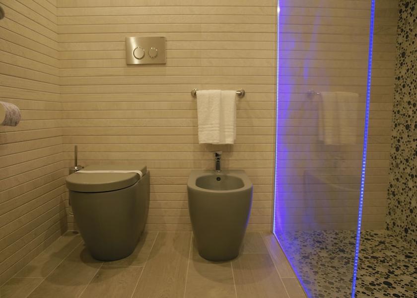 Basilicata Ferrandina Bathroom