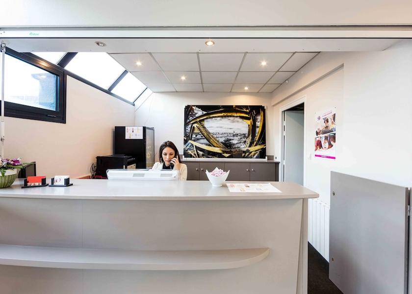 Pays de la Loire Orvault Reception