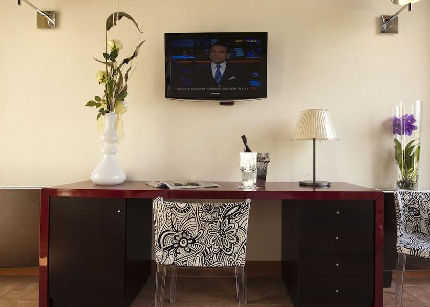 Tuscany San Giuliano Terme Room