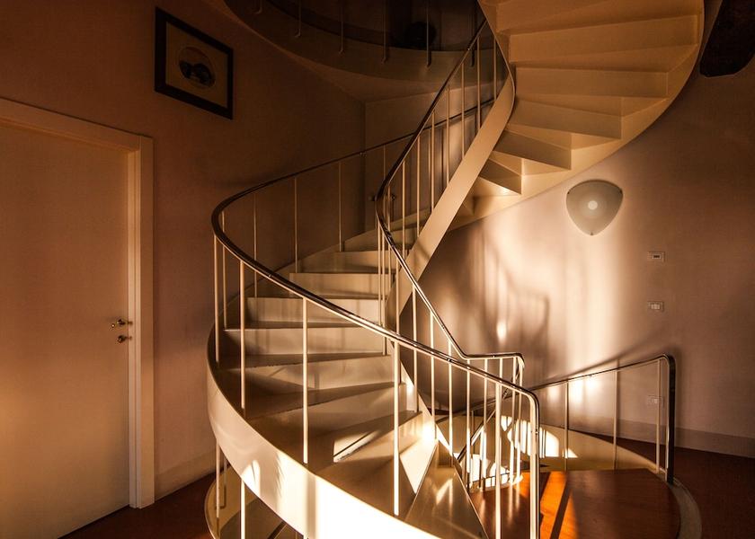 Tuscany San Giuliano Terme Interior Entrance