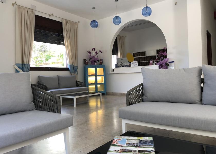 Sardinia Alghero Lobby