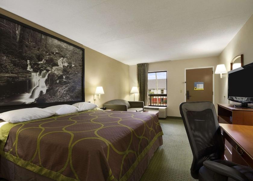 Georgia Calhoun Room