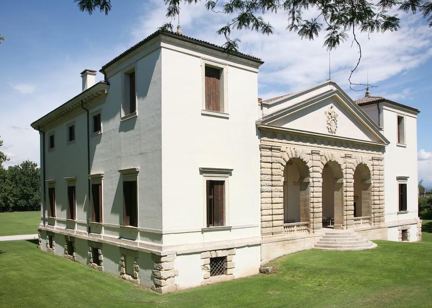 Veneto Lonigo Exterior