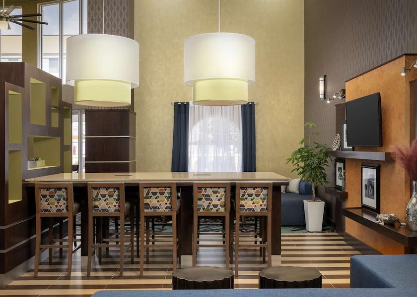 Florida Lake City Lobby