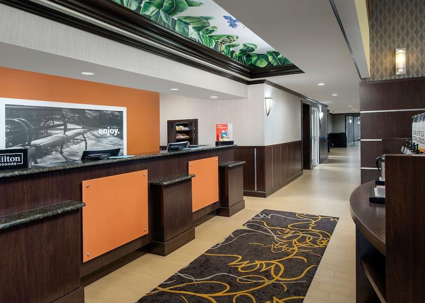 Florida Lake City Lobby