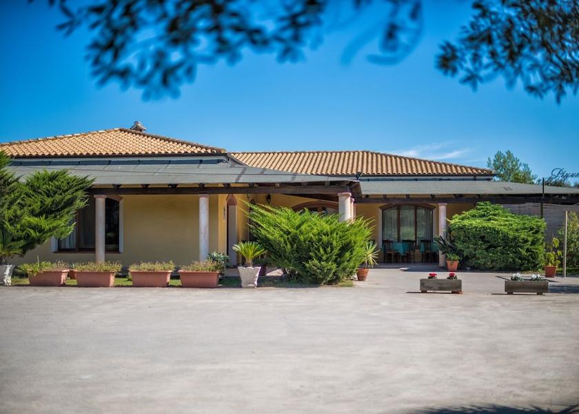 Sardinia San Giovanni Suergiu Exterior