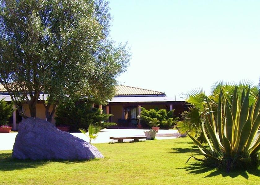 Sardinia San Giovanni Suergiu Exterior