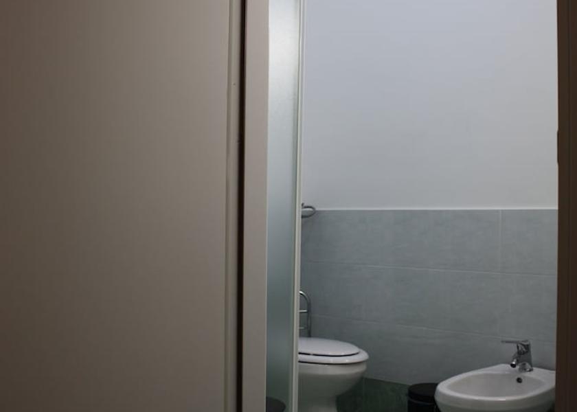 Sicily Catania Bathroom