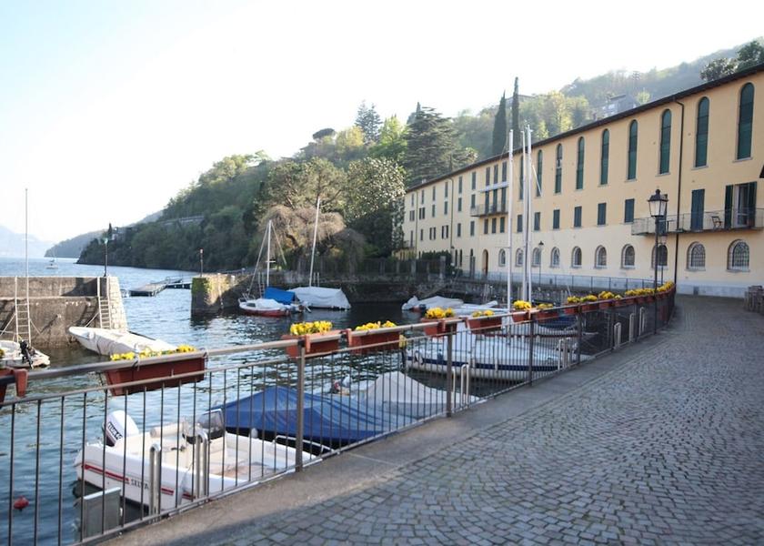 Lombardy Cremia Exterior Detail