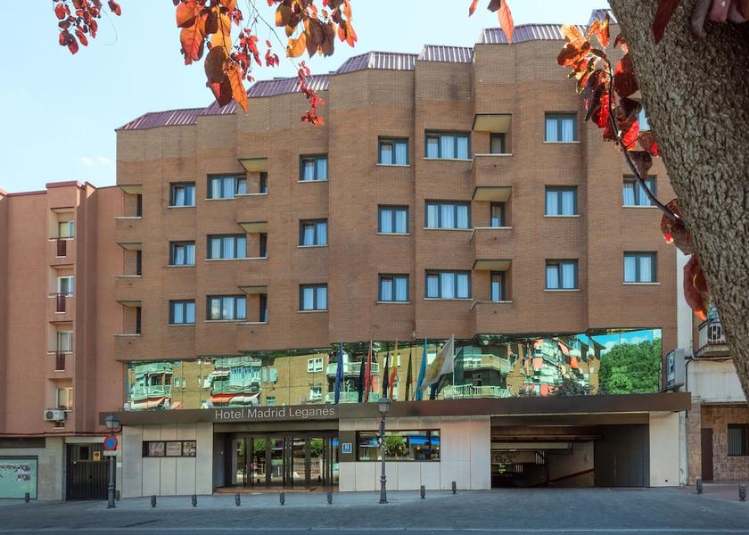 Community of Madrid Leganes Facade