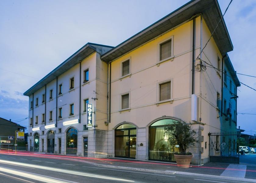 Veneto Villafranca di Verona Exterior