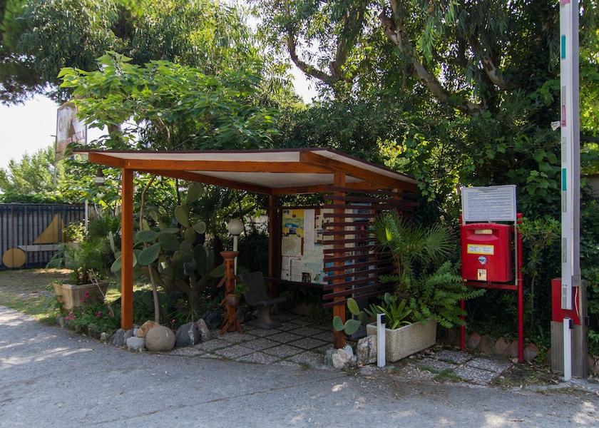 Sicily Sant'Alessio Siculo Concierge desk
