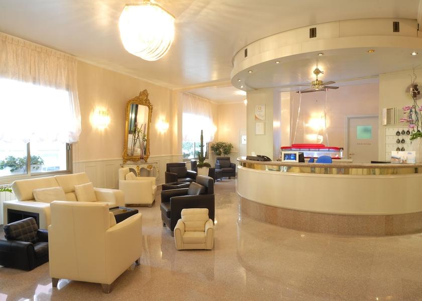 Liguria Alassio Lobby