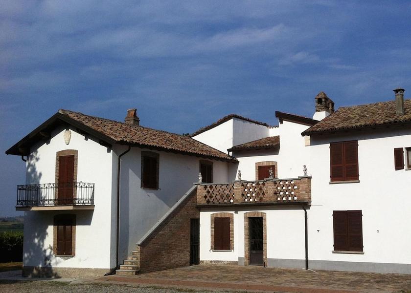 Lombardy Calvignano Facade