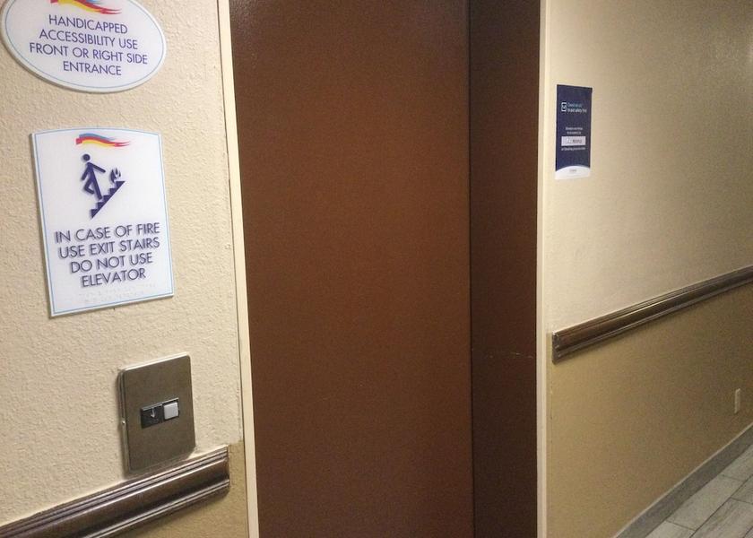 Michigan Roseville Elevator