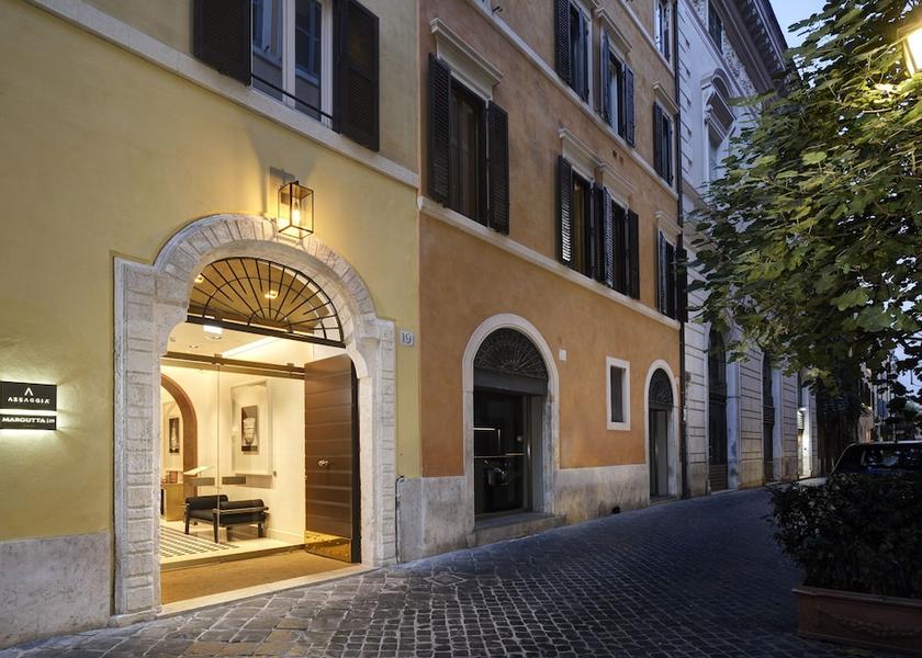 Lazio Rome Exterior Detail