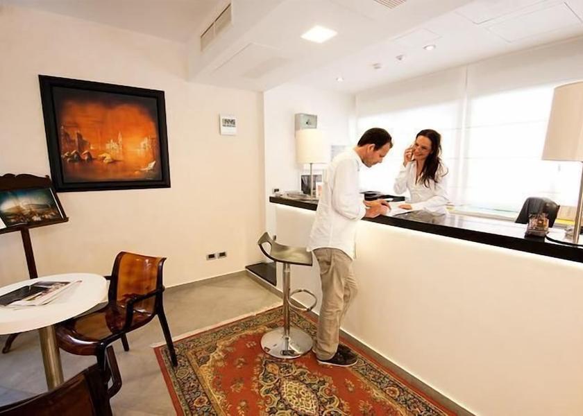 Veneto Venice Reception