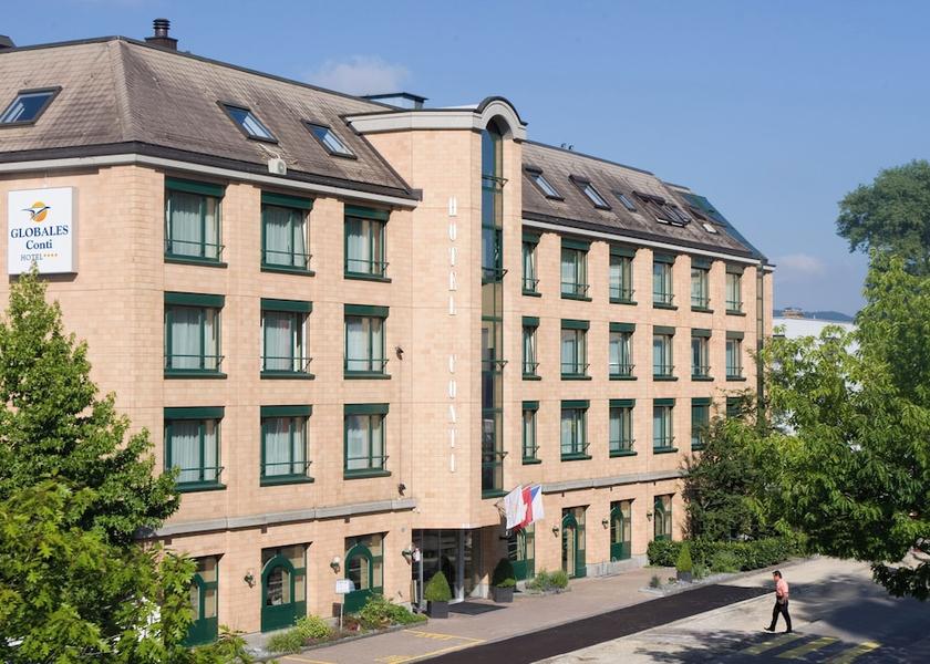 Canton of Zürich Dietikon Front of property