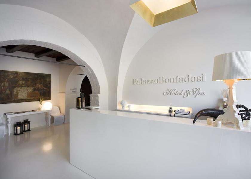 Umbria Montefalco Reception