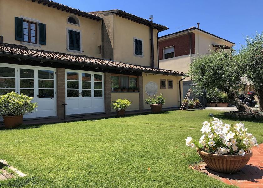 Tuscany Vicopisano Garden