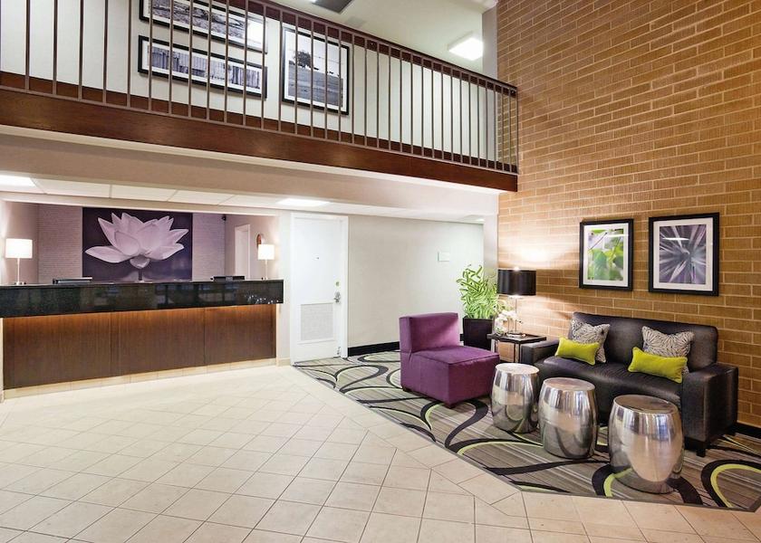 Wisconsin Oshkosh Lobby