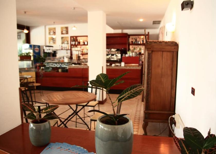 Sardinia La Maddalena Reception