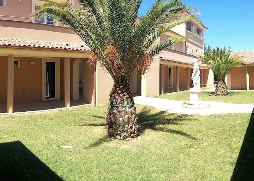 Tuscany Riparbella Property Grounds