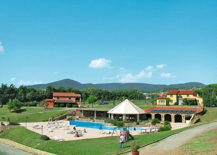 Tuscany Riparbella Exterior Detail