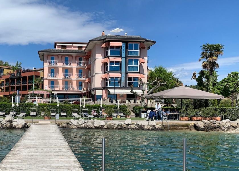 Veneto Bardolino Facade