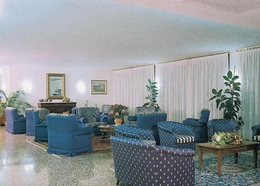 Veneto Selvazzano Dentro Lobby sitting area