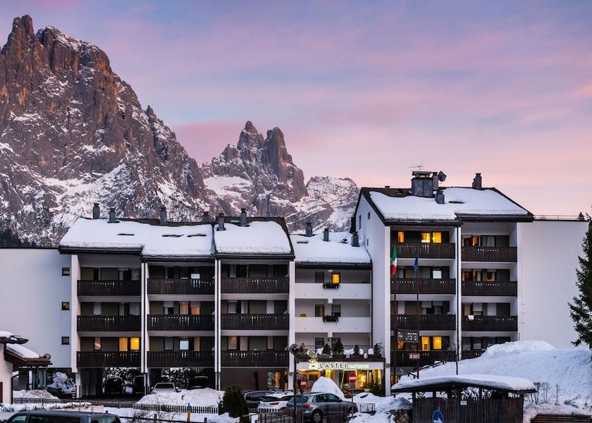 Trentino-Alto Adige Primiero San Martino di Castrozza Front of property