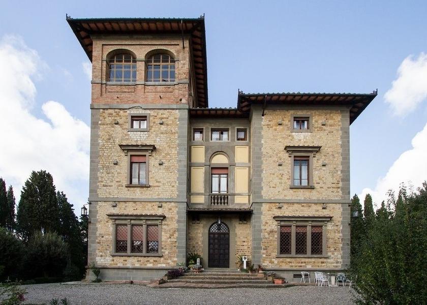 Tuscany Monteverdi Marittimo Facade