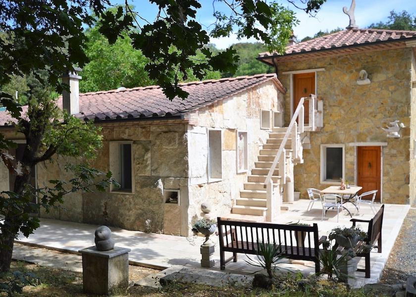 Tuscany Monteverdi Marittimo Facade