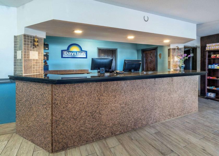 Colorado Lamar Lobby