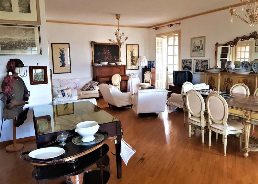 Piedmont Revello Dining Area