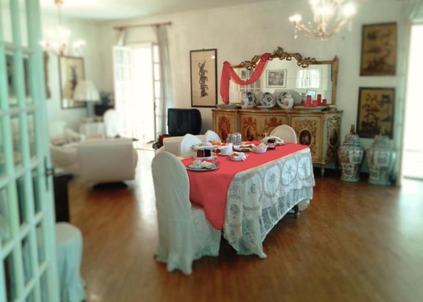 Piedmont Revello Breakfast Area