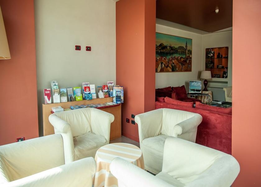Piedmont Dormelletto Lobby
