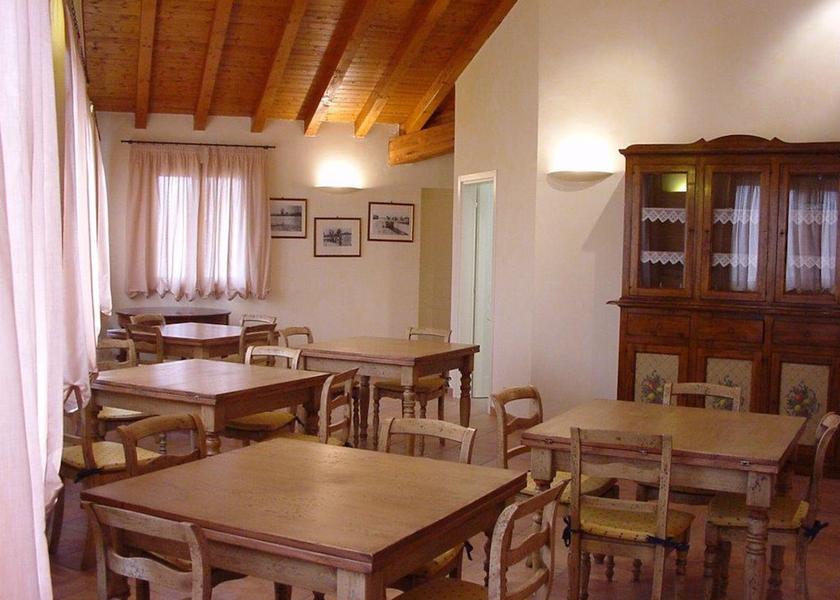 Lombardy Spino d'Adda Breakfast Area