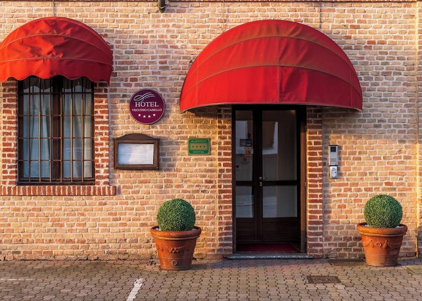 Lombardy Castelleone Facade
