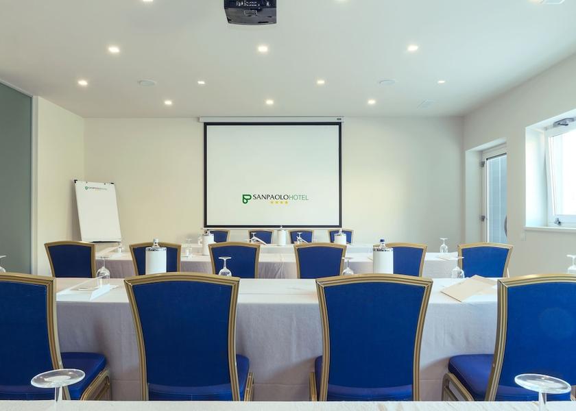 Marche Montegiorgio Meeting Room