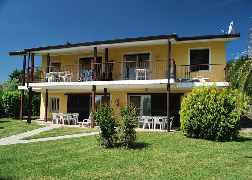 Lombardy Manerba del Garda Property grounds