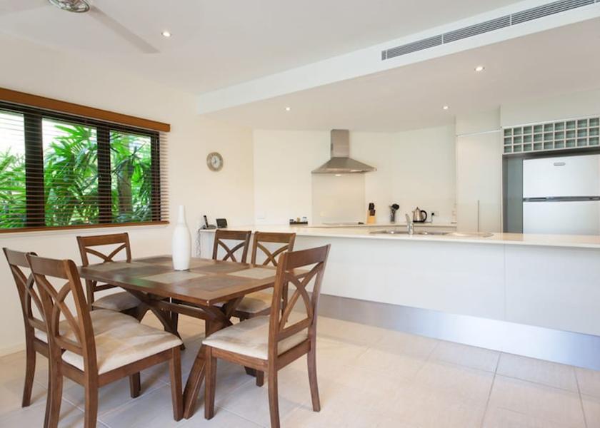 Queensland Cairns In-Room Dining