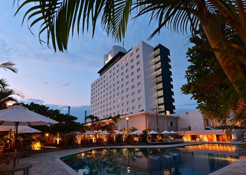 Okinawa Ishigaki Front of property - evening/night