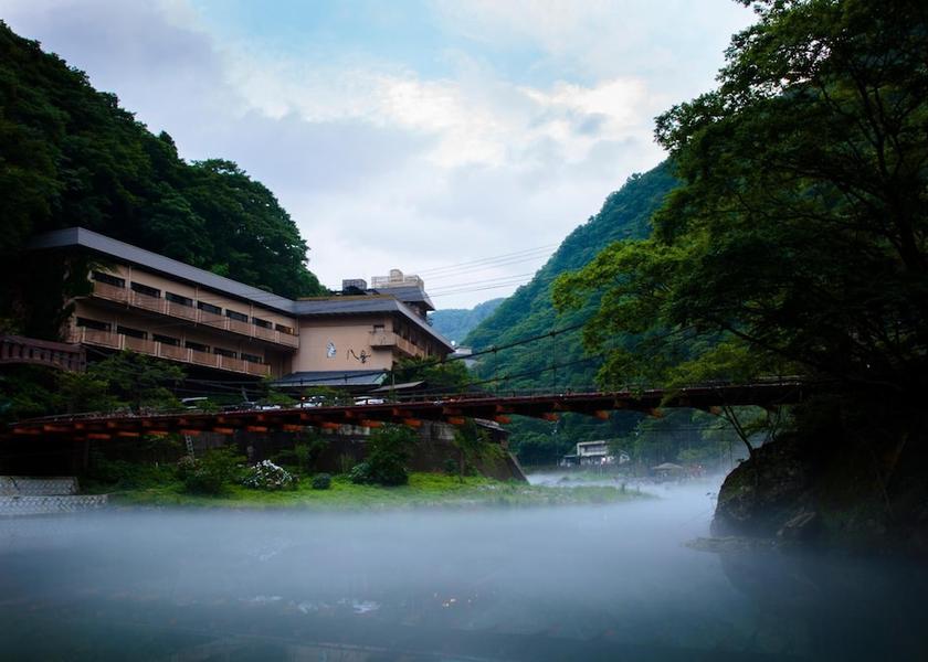 Okayama Maniwa Exterior Detail