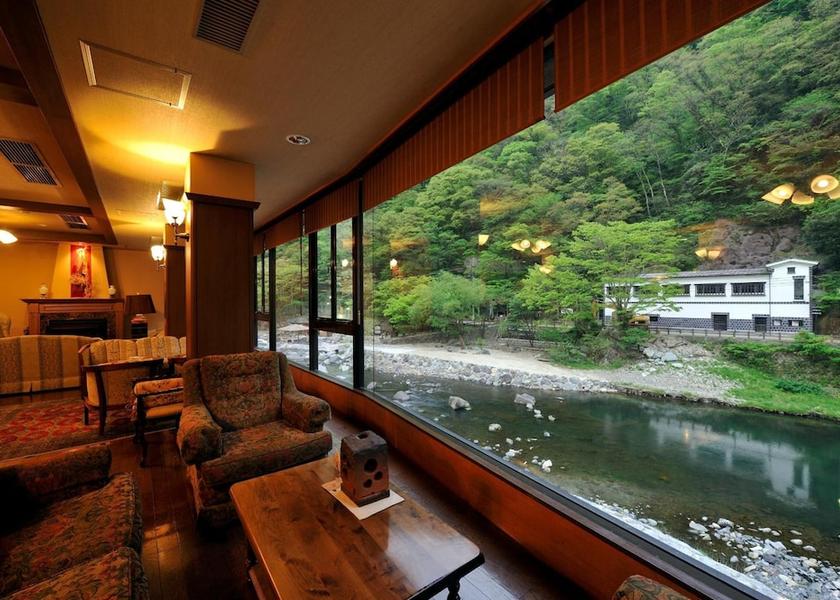 Okayama Maniwa Lobby