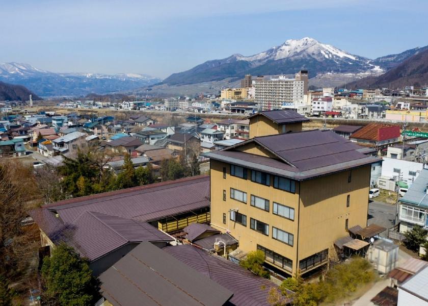 Nagano Yamanouchi Exterior