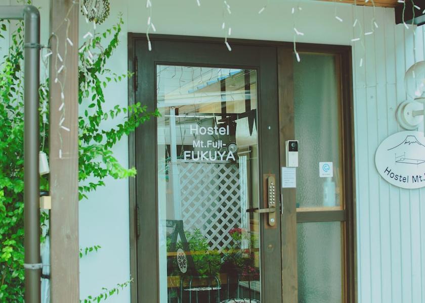 Yamanashi Fujiyoshida Front of property