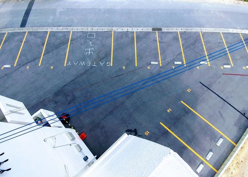 Okinawa Kin Parking