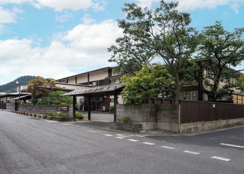 Yamagata (prefecture) Tendo Exterior Detail